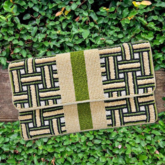 Green Striped Beaded Crossbody Chain Clutch Handbag Bag NEW - Picture 1 of 8